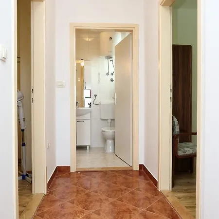 Kanica 10367 펜션 로고즈니차