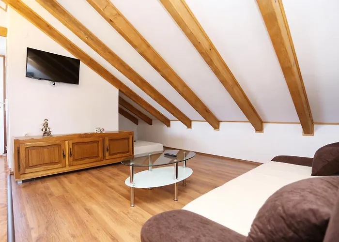 Tatil Evi Kanica 10367 *